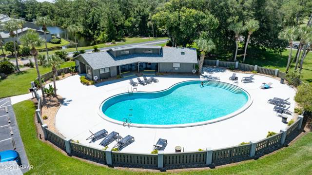 Lakes Of Pine Run Condo
