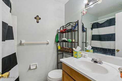 415 N Halifax Avenue #303, Daytona Beach FL - photo 11 of 33