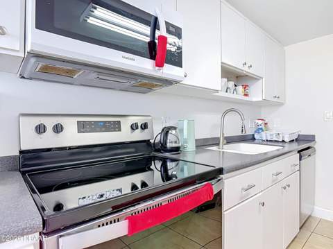 2200 N Atlantic Avenue #402, Daytona Beach FL - photo 16 of 40