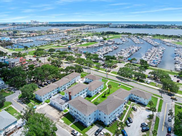 New Colony House Condo