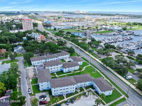 500 S Beach Street #H2, Daytona Beach FL - photo 7 of 29