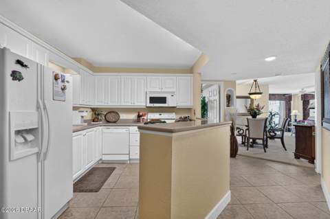 925 N Halifax Avenue #403, Daytona Beach FL - photo 11 of 54