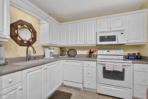 925 N Halifax Avenue #403, Daytona Beach FL - photo 12 of 54