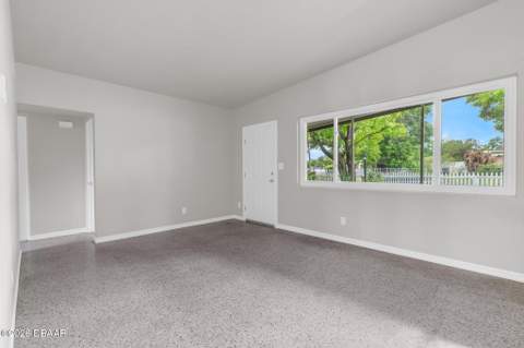 1712 Tallahassee Drive, Daytona Beach FL - photo 10 of 23
