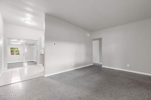 1712 Tallahassee Drive, Daytona Beach FL - photo 12 of 23