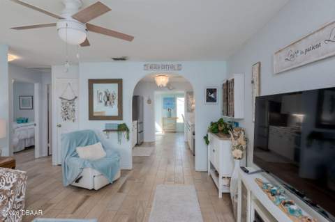 17 River Shore Drive, Ormond Beach FL - photo 9 of 54