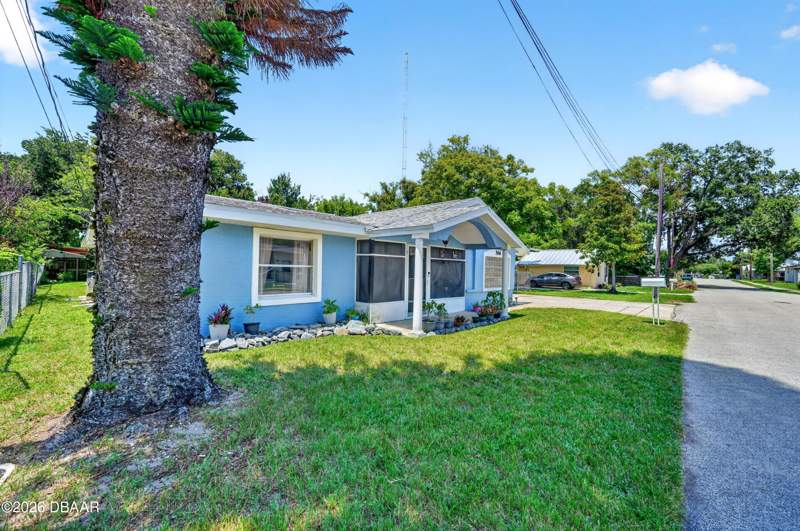 3 bedroom Boat Slip at 566 4th Street, Holly Park, Holly Hill — photo 3