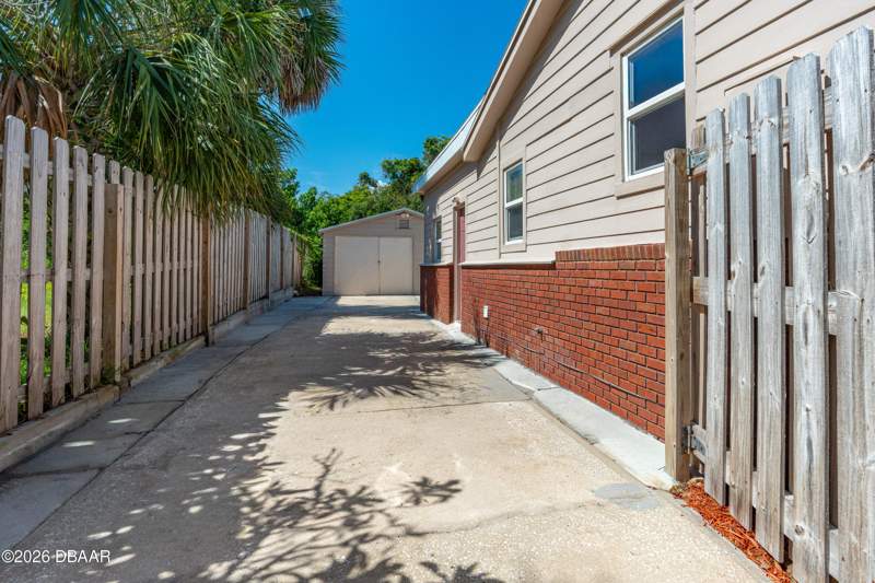 3 bedroom Single Family Residence at 262 Seaview Avenue, El Pino Parque, Daytona Beach — photo 4