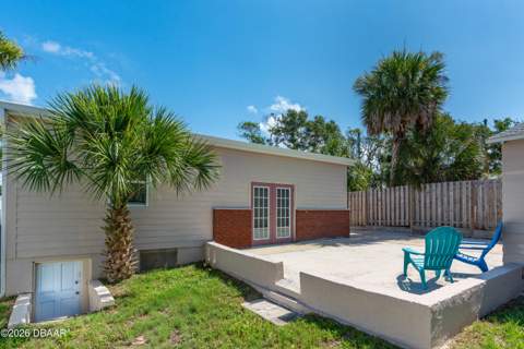 262 Seaview Avenue, Daytona Beach FL - photo 9 of 57