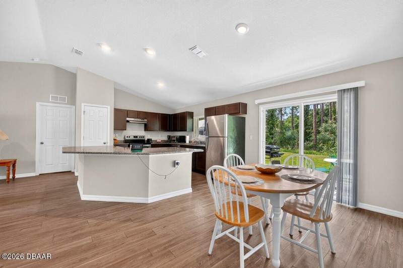 4 bedroom Single Family Residence at 3 Karanda Court, Not In Subdivision, Palm Coast — photo 4