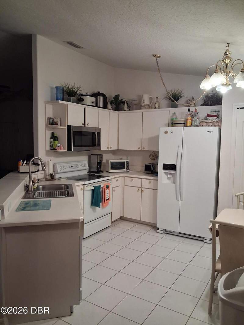 3 bedroom Single Family Residence at 143 Ormond Shores Drive, Ormond Shores, Ormond Beach — photo 5