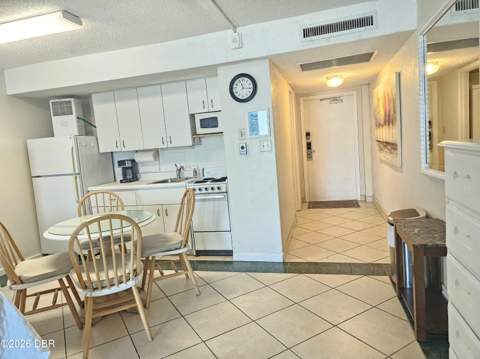 2301 S Atlantic Avenue #304, Daytona Beach Shores FL - photo 16 of 36