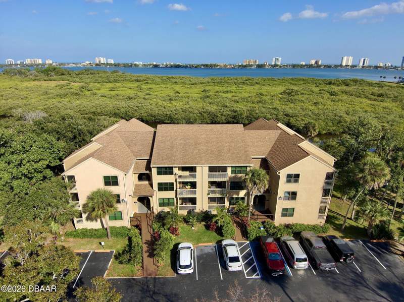 1 bedroom Condominium at 1401 S Palmetto Avenue #612, Preserve At Rivers Edge Condo, Daytona Beach — photo 2