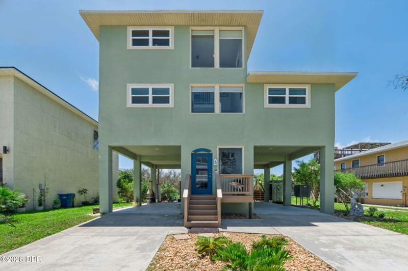 3 bedroom Single Family Residence at 884 Catfish Avenue, Bethune Volusia Beach, New Smyrna Beach — photo 2