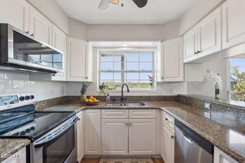 884 Catfish Avenue, New Smyrna Beach FL - photo 8 of 54