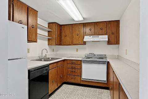 2625 S Atlantic Avenue #5NW, Daytona Beach Shores FL - photo 15 of 55