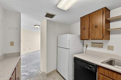 2625 S Atlantic Avenue #5NW, Daytona Beach Shores FL - photo 18 of 55