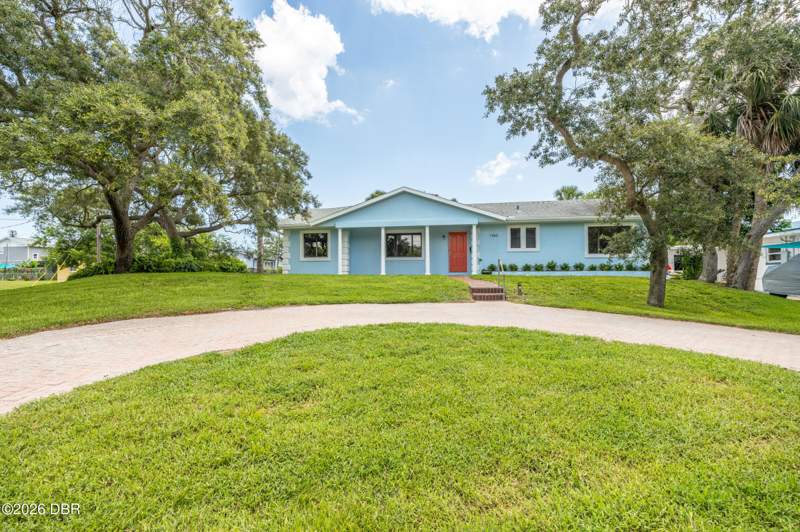 4 bedroom Single Family Residence at 1460 N Peninsula Drive, El Pino Parque, Daytona Beach — photo 1
