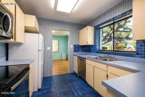 1460 N Peninsula Drive, Daytona Beach FL - photo 20 of 43
