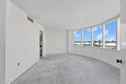 2625 S Atlantic Avenue #5NW, Daytona Beach Shores FL - photo 21 of 55