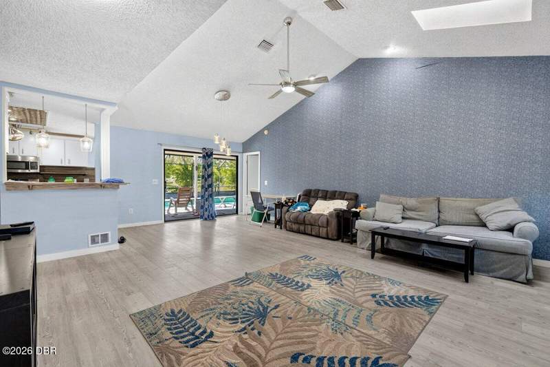 4 bedroom Single Family Residence at 19 Big Dipper Lane, Palm Coast, Palm Coast — photo 5