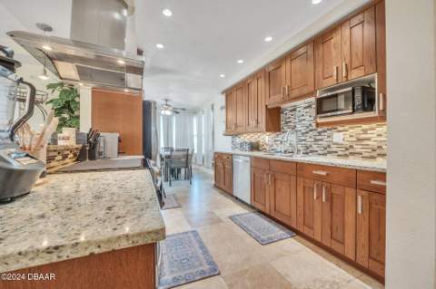 135 Park Avenue, Daytona Beach FL - photo 12 of 49