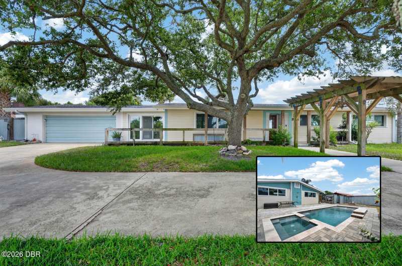 4 bedroom Single Family Residence at 2071 S Peninsula Drive, Schulte Park, Daytona Beach — photo 1