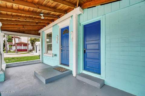 216 N Halifax Avenue, Daytona Beach FL - photo 7 of 41