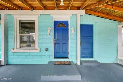 216 N Halifax Avenue, Daytona Beach FL - photo 6 of 41