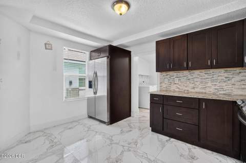 216 N Halifax Avenue, Daytona Beach FL - photo 15 of 41