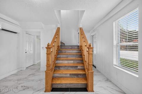216 N Halifax Avenue, Daytona Beach FL - photo 19 of 41