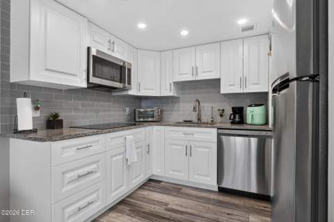 2700 Ocean Shore Boulevard #208, Ormond Beach FL - photo 10 of 39