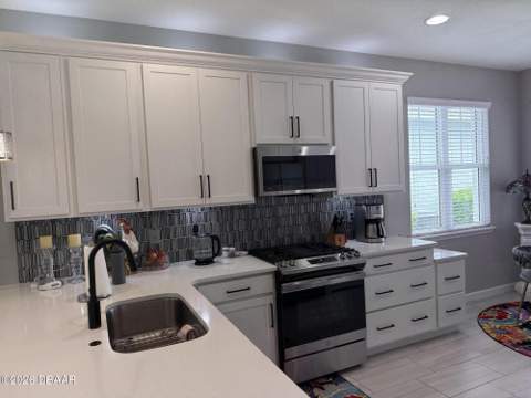 173 Old Moss Circle, DeLand FL - photo 15 of 47
