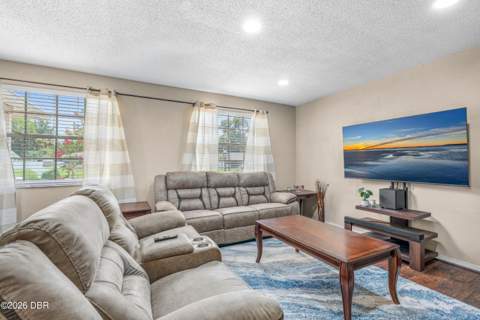 918 Wells Drive, South Daytona FL - photo 7 of 43