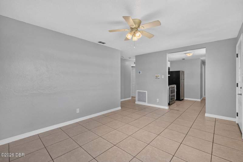 3 bedroom Single Family Residence at 736 S Caroline Street, Daytona Gardens, Daytona Beach — photo 5
