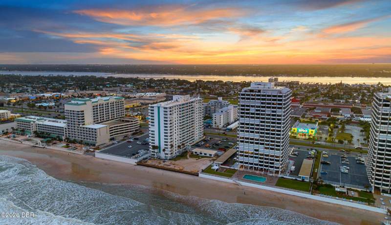 2 bedroom Condominium at 2828 N Atlantic Avenue #205, Aliki Condo, Daytona Beach — photo 3