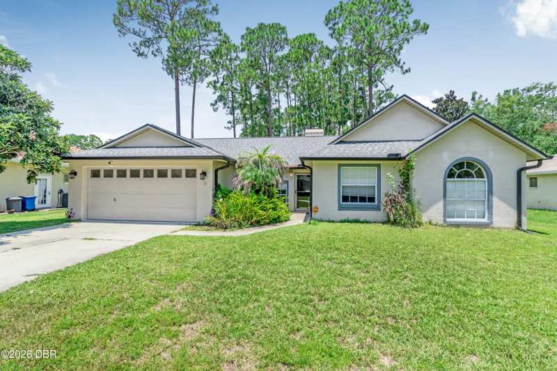 3 bedroom Single Family Residence at 18 Burning Bush Place, Palm Coast, Palm Coast — photo 1