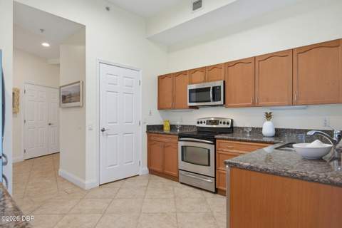 2 Oceans W Boulevard #103, Daytona Beach Shores FL - photo 15 of 59