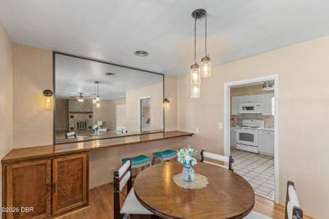 1124 Waverly Drive, Daytona Beach FL - photo 21 of 61