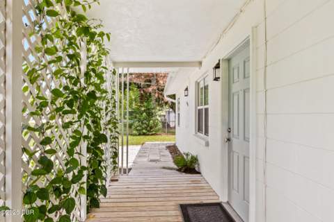 414 Virginia Avenue, Port Orange FL - photo 6 of 35