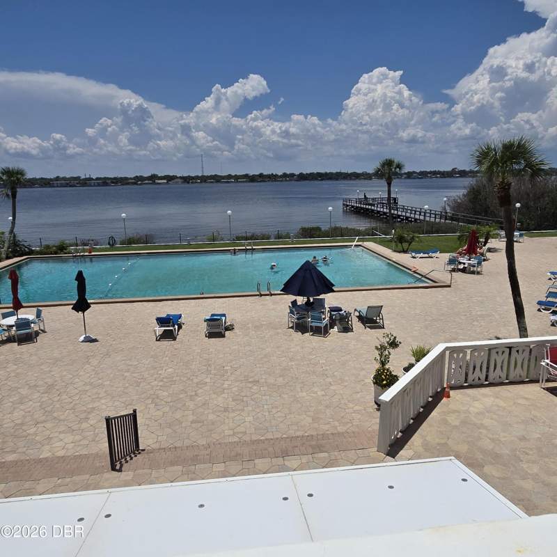 2 bedroom Condominium at 935 N Halifax Avenue #308, Bayshore Bath & Tennis Club Condo, Daytona Beach — photo 3