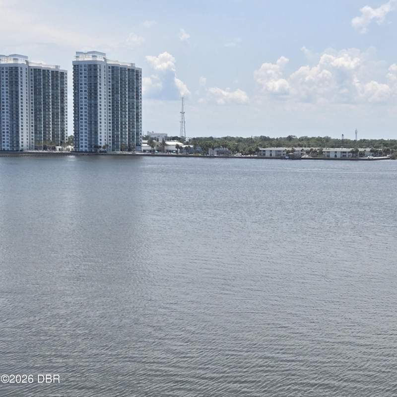 2 bedroom Condominium at 935 N Halifax Avenue #308, Bayshore Bath & Tennis Club Condo, Daytona Beach — photo 5
