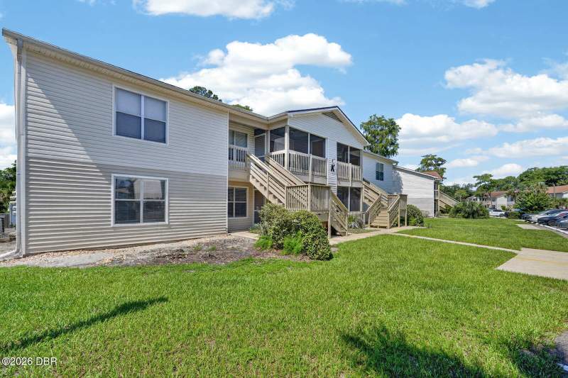 2 bedroom Condominium at 1600 Big Tree Road #K1, Condo At Georgetown Lake, A Condo, Daytona Beach — photo 4