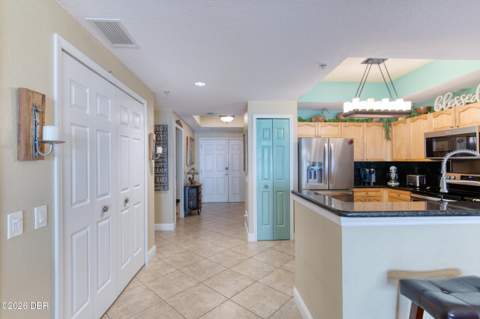 2 Oceans West Boulevard #1802, Daytona Beach Shores FL - photo 19 of 62