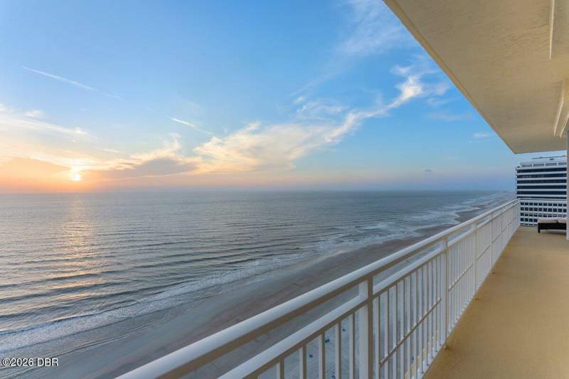 3 bedroom Condominium at 2300 N Atlantic Avenue #1702, Mediterranean Condo, Daytona Beach — photo 3