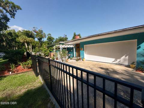 357 S Seneca Boulevard, Daytona Beach FL - photo 6 of 55