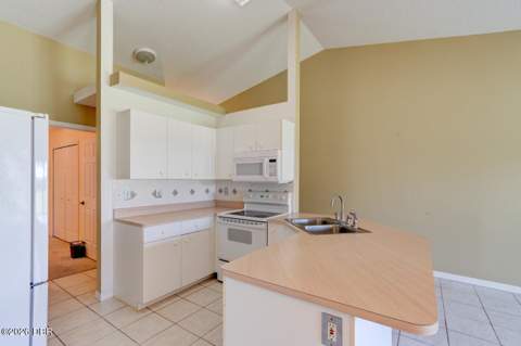 1601 Deer Springs Road, Port Orange FL - photo 10 of 36