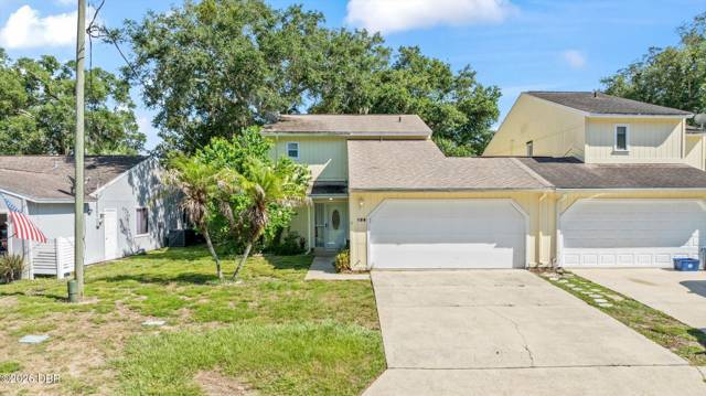 108 Northbrook Lane home for sale in Northbrook