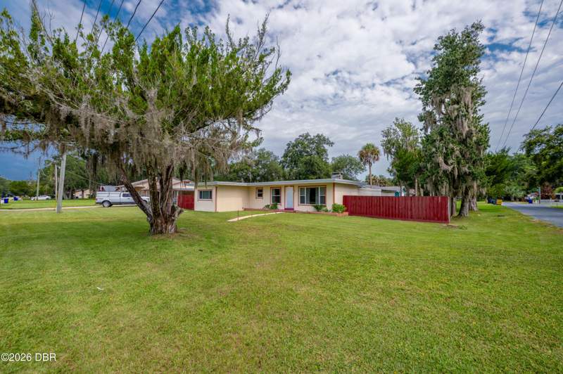 3 bedroom Single Family Residence at 1101 16th Street, Gas Lite Square, Edgewater — photo 3