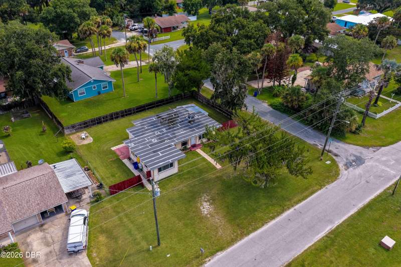 3 bedroom Single Family Residence at 1101 16th Street, Gas Lite Square, Edgewater — photo 4